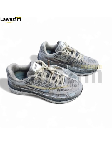 حذاء نايك فاخر و مريح بألوان هادئة و جميلة Baskets NIKE P-6000 SUMMIT WHITE PURE PLATINIUM