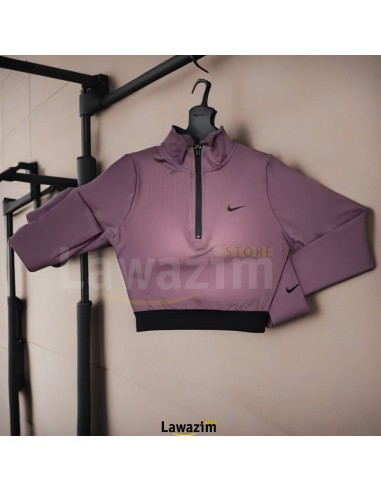 مجموعة لباس نسائي رياضي أنيق و جذاب Vêtements de sport élégants pour femmes